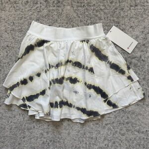 Lululemon Court Rival Skirt Size 6